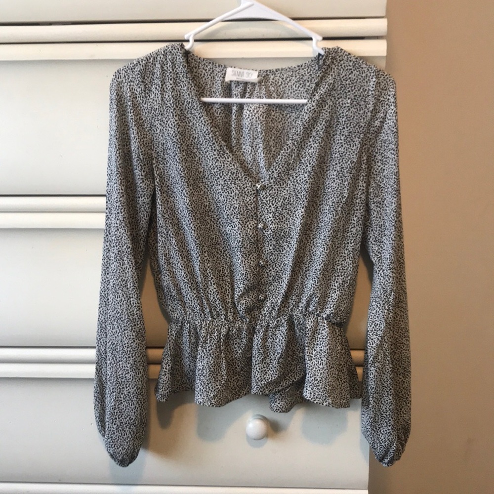 Womens cinched waist button up top